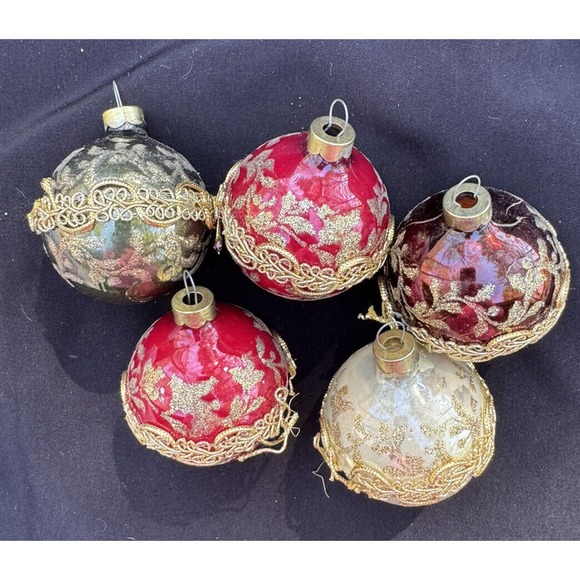 Gold Glitter Lace Trim Decorated Glass Ball Ornaments Lot 5 Vintage Christmas S1 - Picture 3 of 8